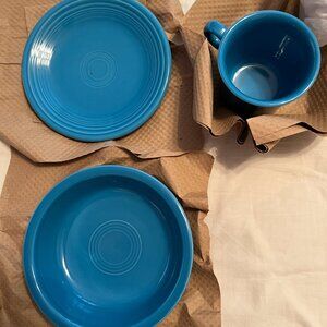Fiesta ware 4 piece set NIB never used Peacock (Teal)